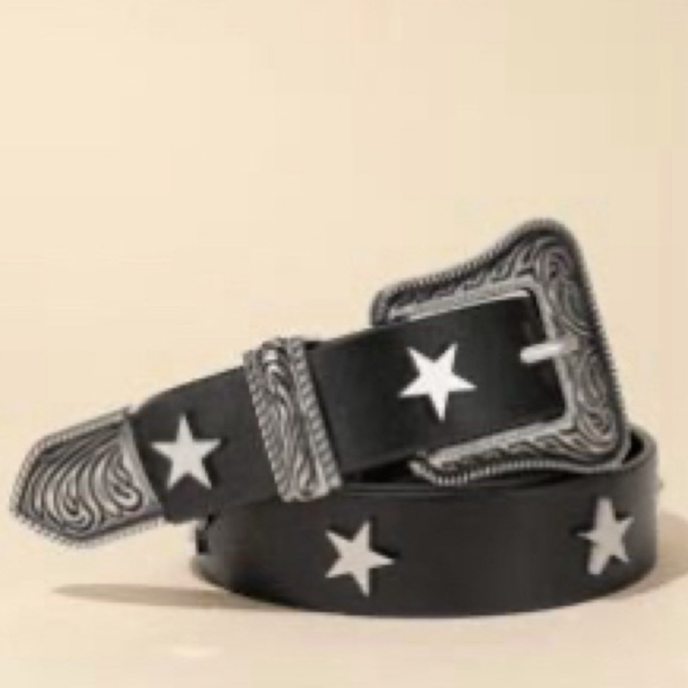 Star engraved western buckle belt